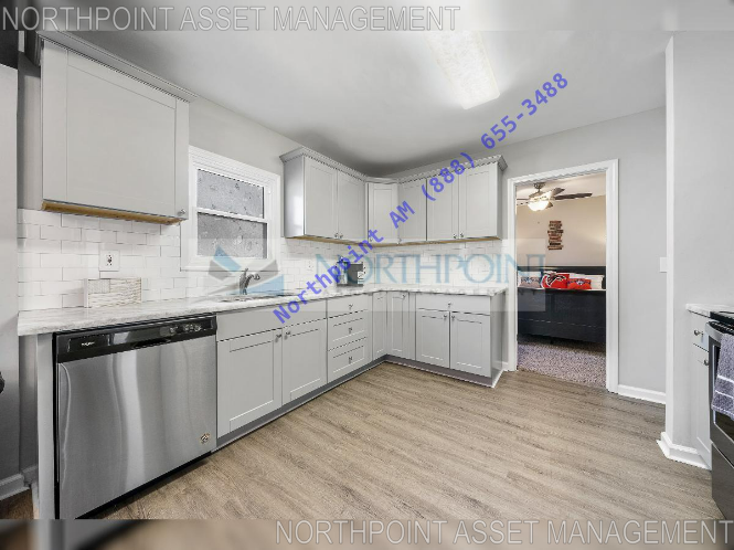 2204 Pryor Rd Sw - Photo 5 of 10