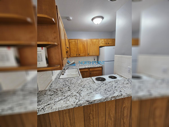 4630 Holly St #4 - Photo 4 of 13