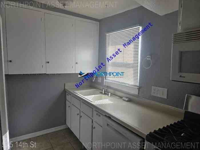 525 14th St #525 - Photo 6 of 10