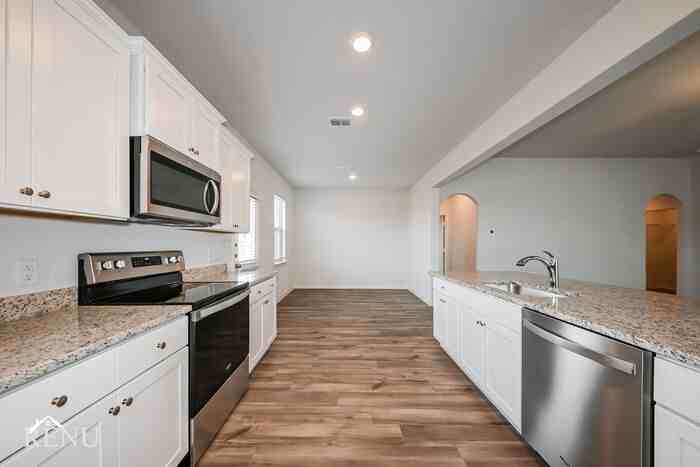 2041 Hialeah Dr - Photo 2 of 17