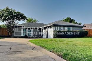 5351 King Richard Dr - Photo 1 of 1