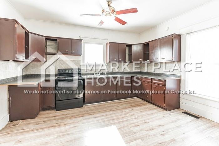 5202 E State Road 42 - Photo 6 of 29