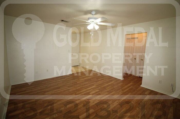 3304 Hereford Ln #D - Photo 2 of 23