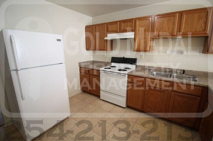 3304 Hereford Ln #D - Photo 6 of 23