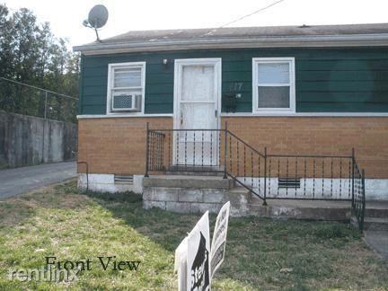 423 S Cedar Ave - Photo 2 of 10