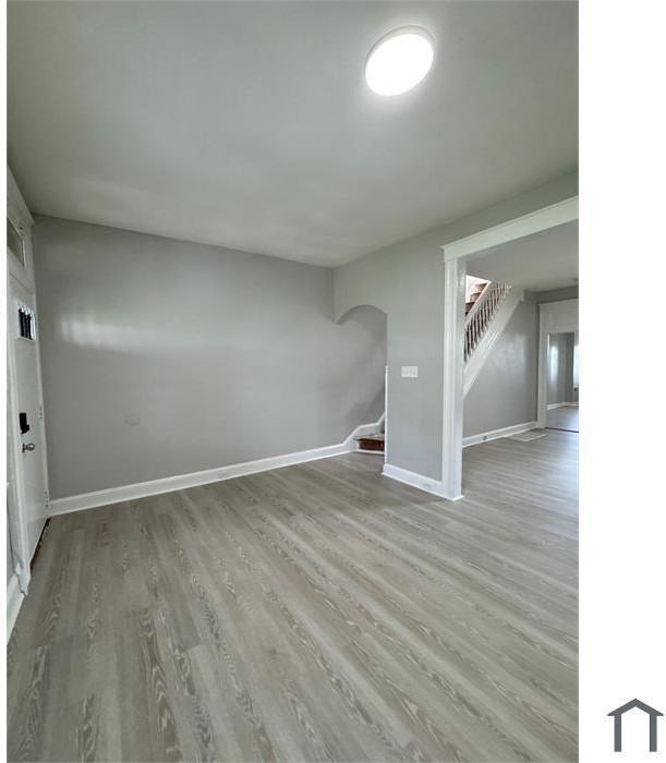 600 N Edgewood St - Photo 3 of 13