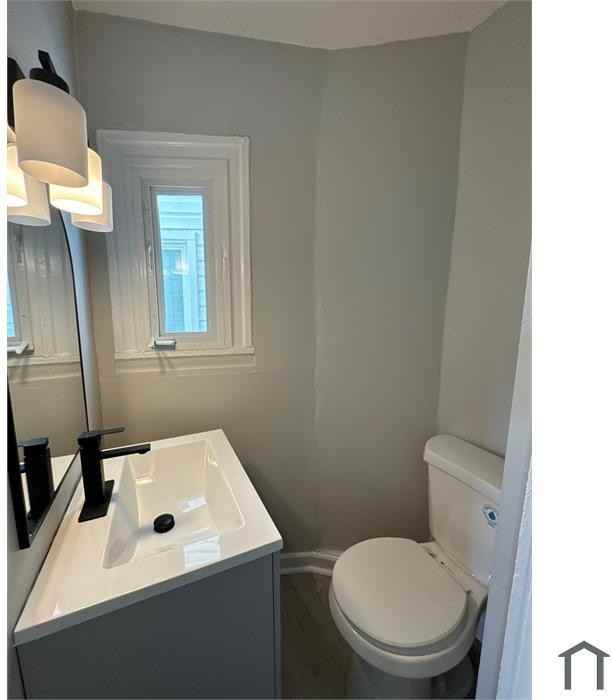 600 N Edgewood St - Photo 7 of 13