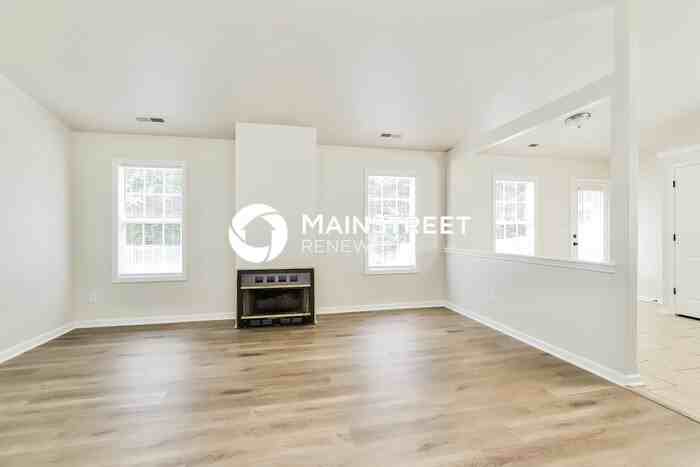 2018 Embark Drive - Photo 5 of 18