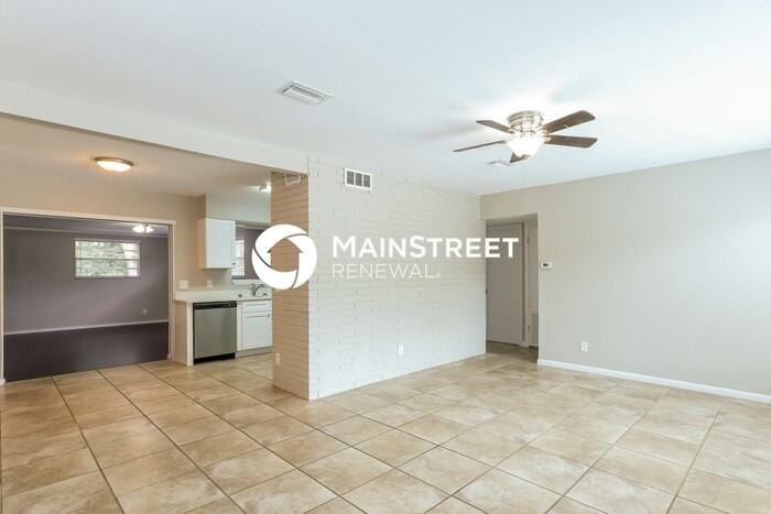 11649 Cape Horn Avenue - Photo 6 of 16