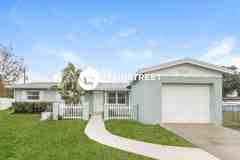 935 S Courtenay Pkwy - Photo 1 of 1