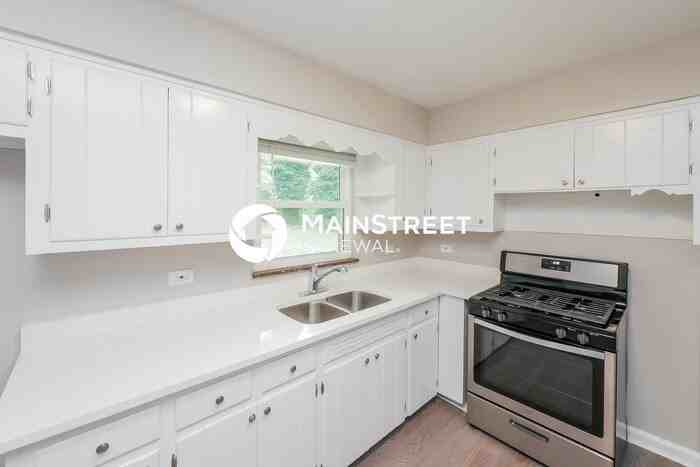 3141 Bellgreen Way - Photo 4 of 16