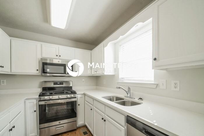 322 Yale Court - Photo 6 of 19