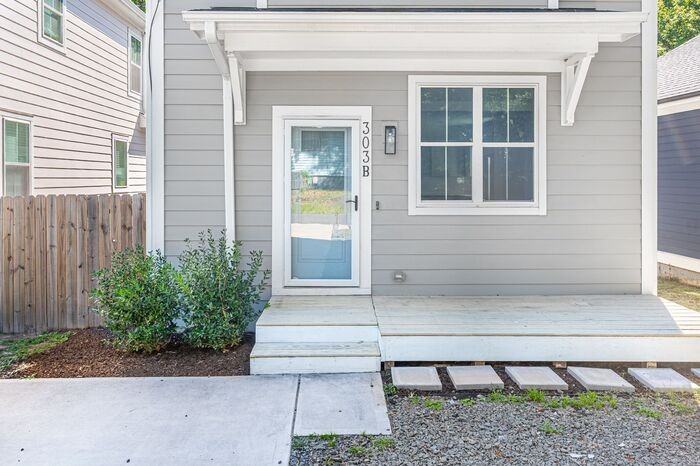 303 Truce St - Photo 2 of 21