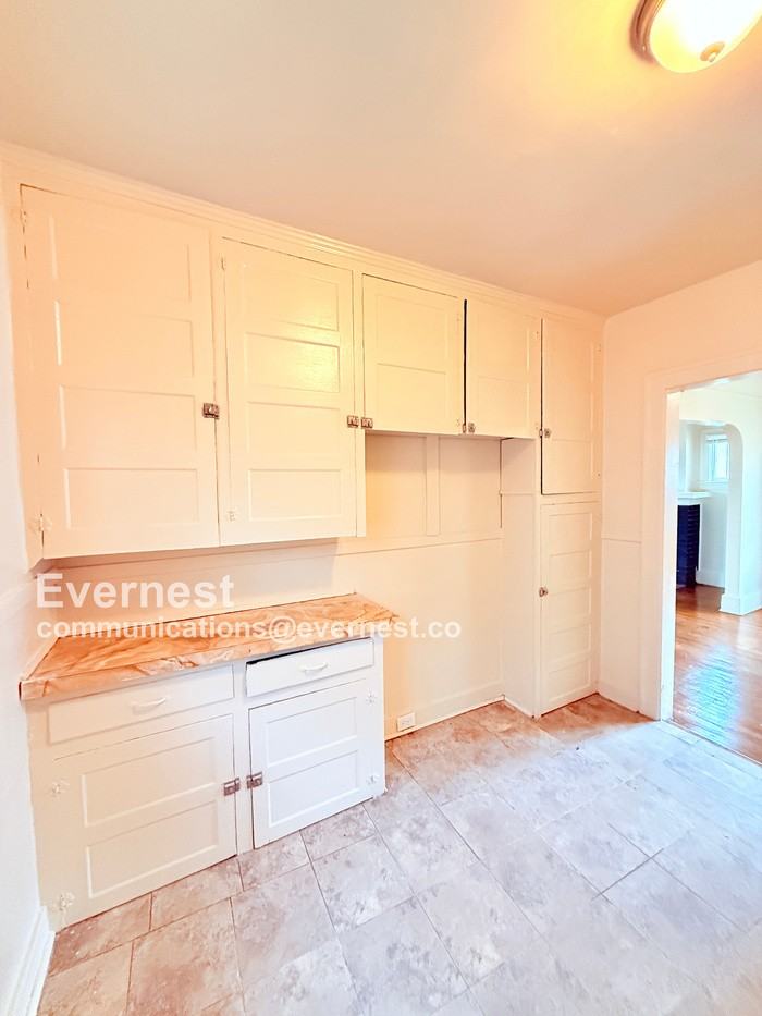 12021 Stoepel St - Photo 4 of 23