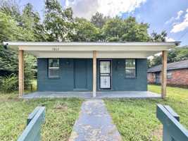 featured image of 1862 Farrington St