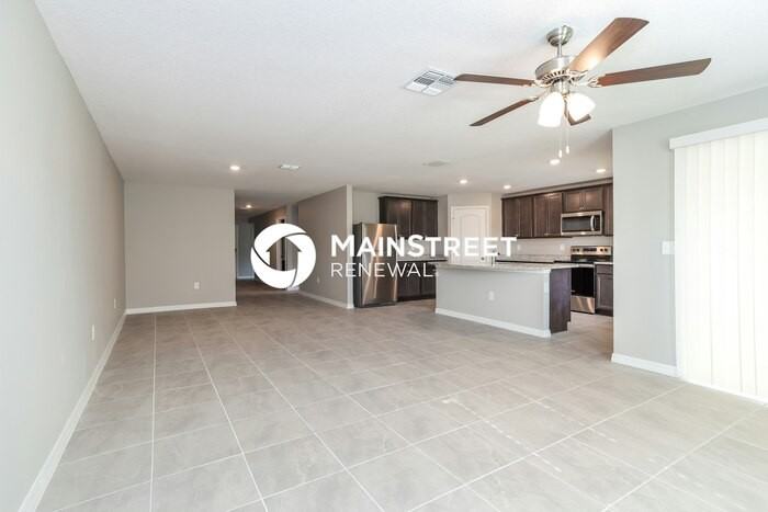 1134 Union Ave - Photo 3 of 16