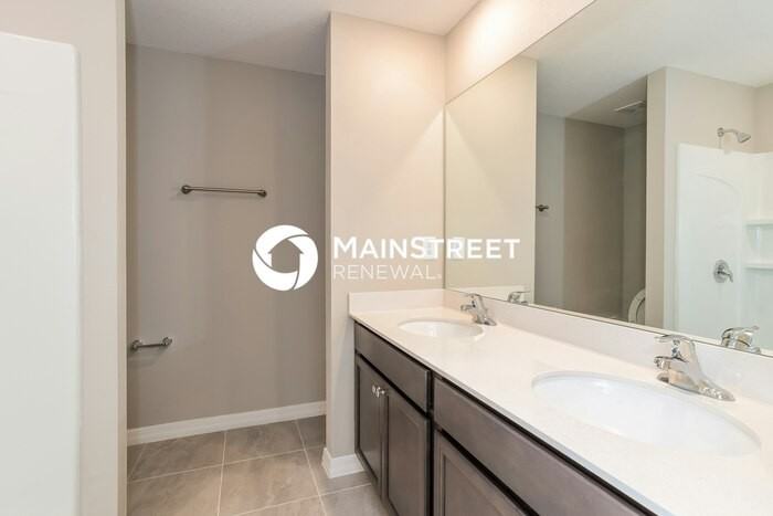 1134 Union Ave - Photo 7 of 16