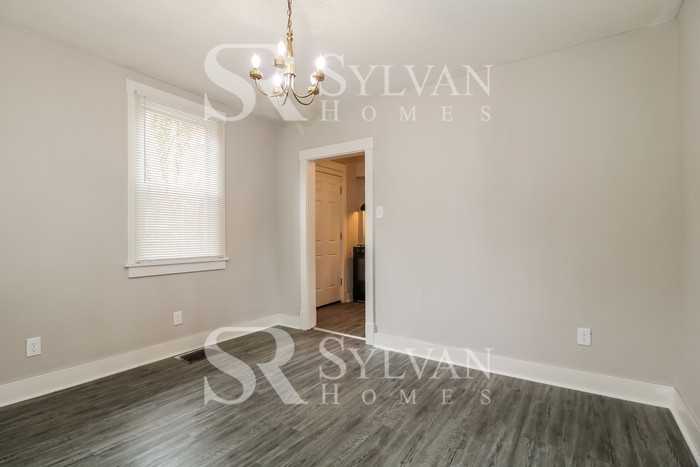 337 Parallel Ave - Photo 5 of 15