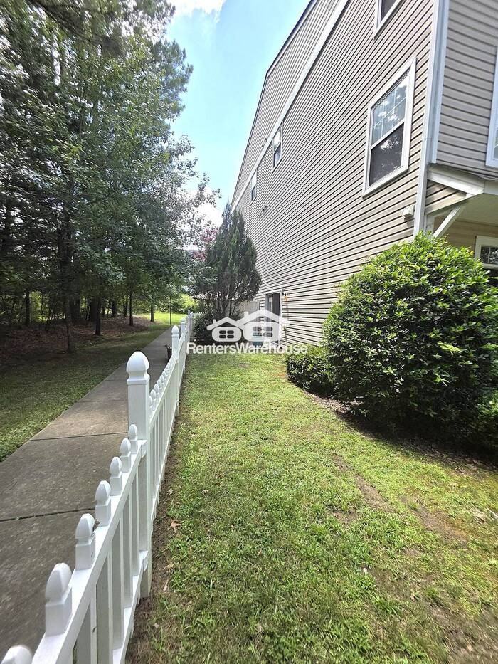 8631 Neuse Club Ln #100 - Photo 4 of 15