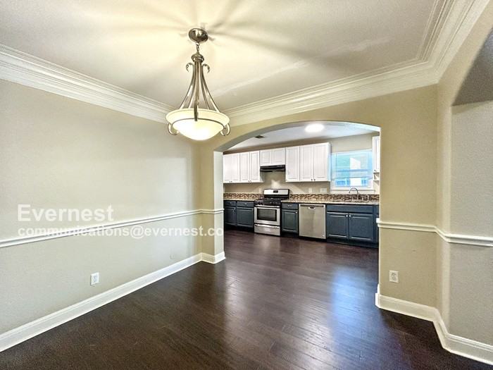 2701 Deeringhill Dr - Photo 3 of 25