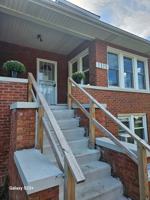 featured image of 1313 Van Buren St