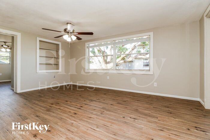 2912 Puma Dr - Photo 2 of 15