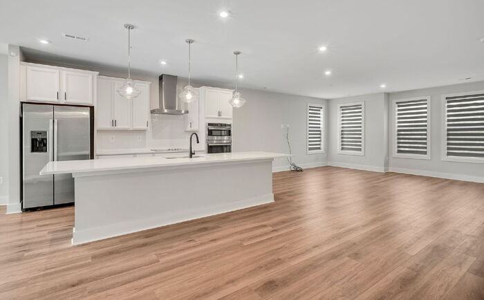 1009 N Lombardy St #B - Photo 7 of 36