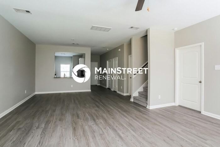 23079 Bellini Dr - Photo 4 of 16