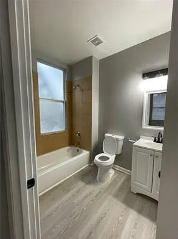 2600 Talbot Rd #104 - Photo 4 of 7