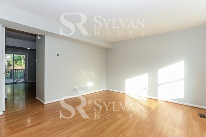 5473 Princess Dr - Photo 3 of 16