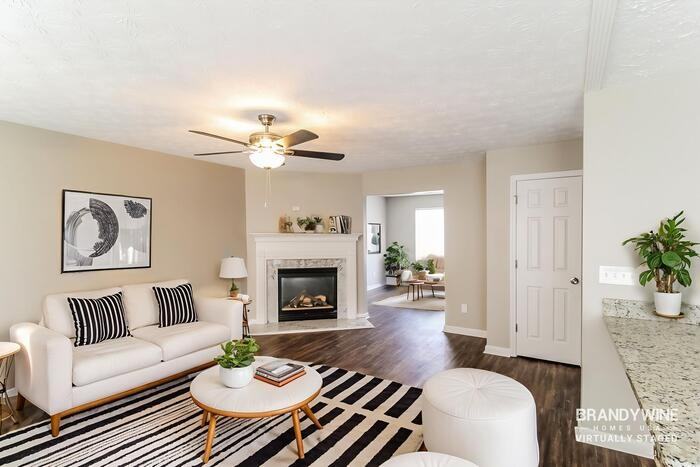 2375 Broad River Pl - Photo 2 of 20