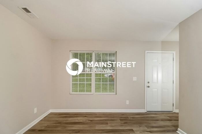 3921 Springbrook Dr - Photo 2 of 17