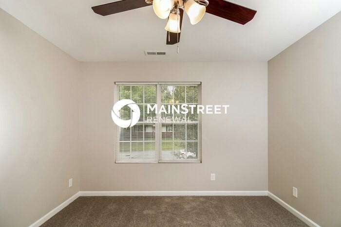 3921 Springbrook Dr - Photo 6 of 17