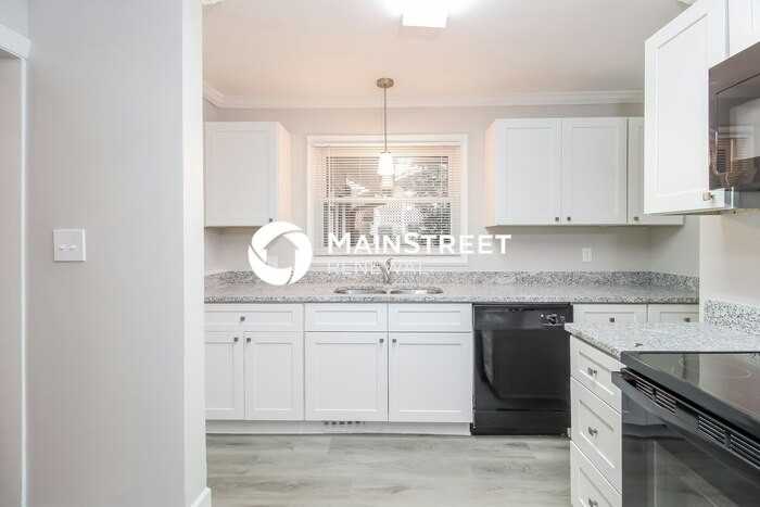 3056 Kinnamon Road - Photo 5 of 16