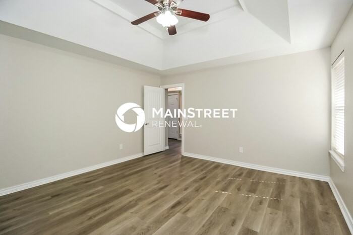 2409 Nw 152nd St - Photo 7 of 16