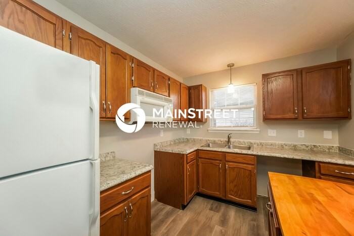 4834 Countrybrook Court - Photo 7 of 16