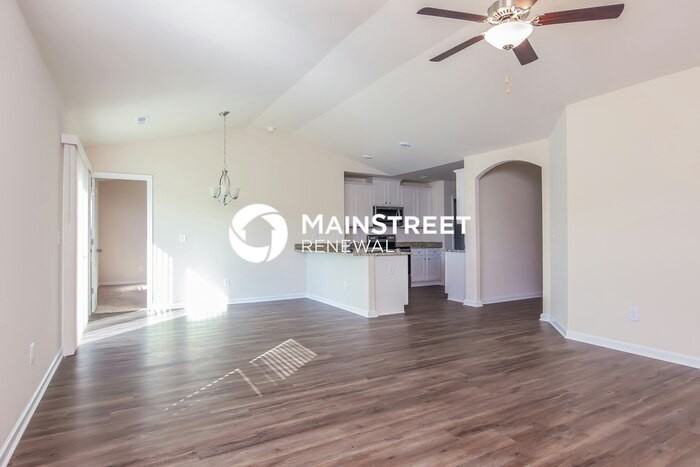 310 Armistead Ct - Photo 4 of 16