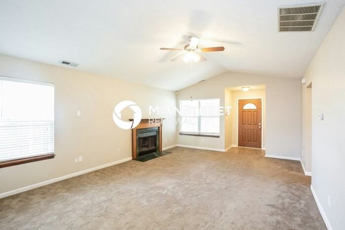 2810 Braxton Drive - Photo 3 of 16