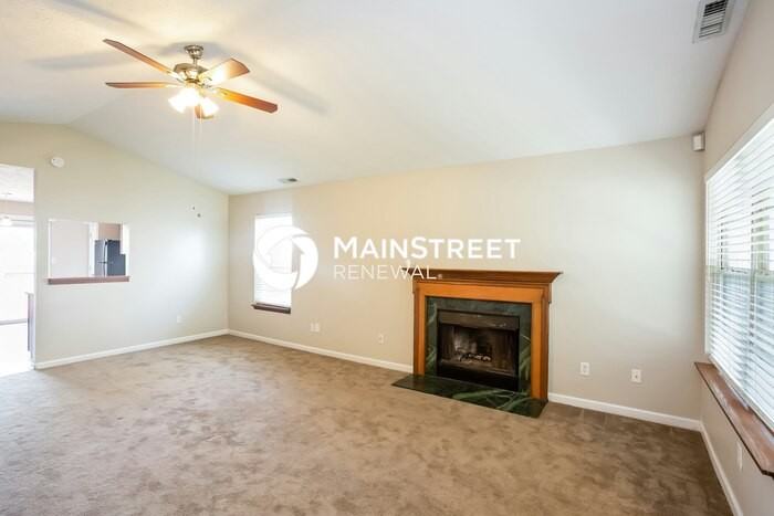 2810 Braxton Drive - Photo 4 of 16