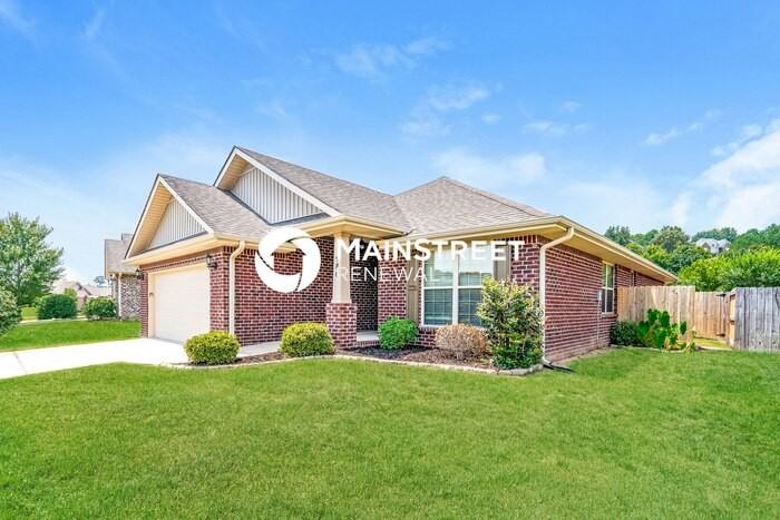 980 Clover Ave - Photo 2 of 18