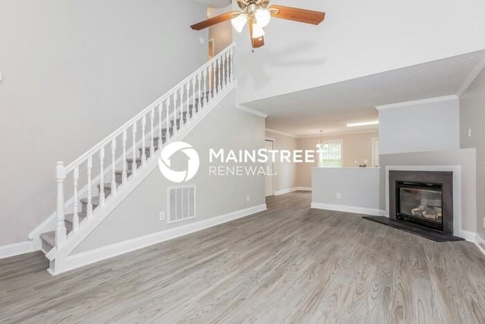 2016 Spring Creek Dr - Photo 5 of 16