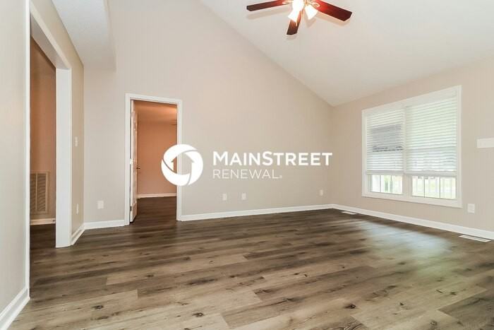 1025 Spawn Pl - Photo 2 of 16