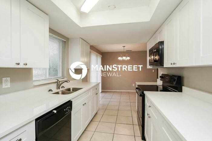 19 Kingsman Circle - Photo 6 of 16