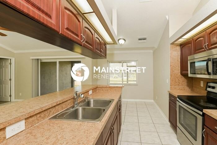 1045 Albany Ave - Photo 6 of 16