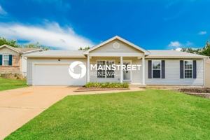 featured image of 2114 Sante Fe Cir