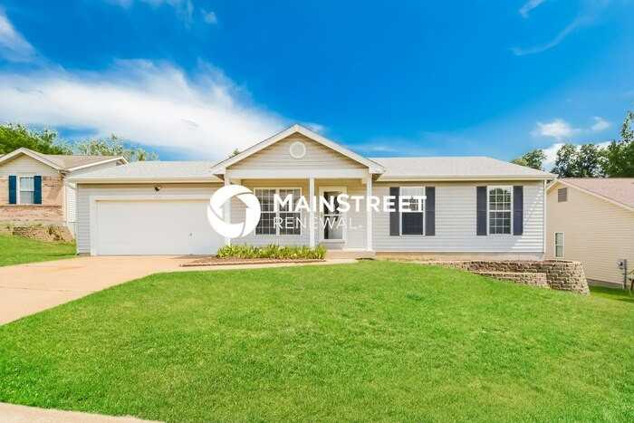 2114 Sante Fe Cir - Photo 2 of 17
