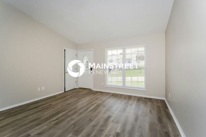 2114 Sante Fe Cir - Photo 3 of 17