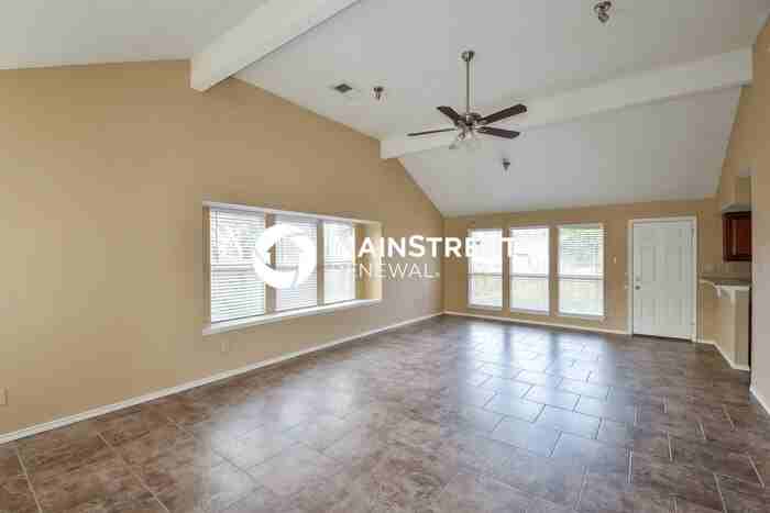 14919 Tropical Wind Drive - Photo 2 of 15