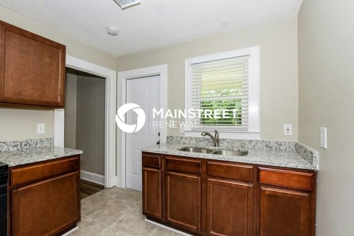 604 Robertson Ave - Photo 6 of 15