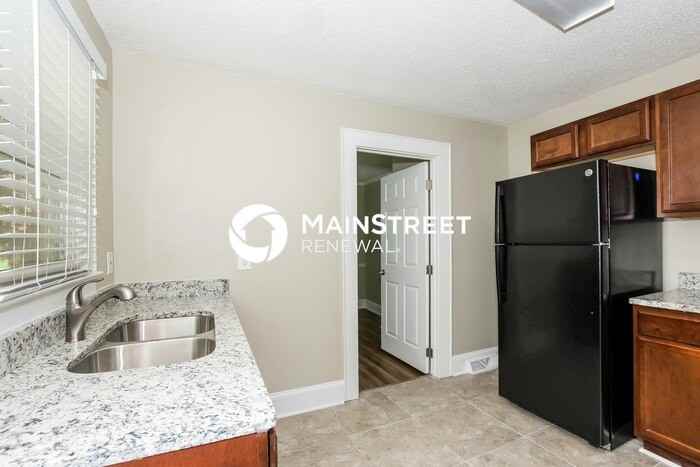 604 Robertson Ave - Photo 7 of 15